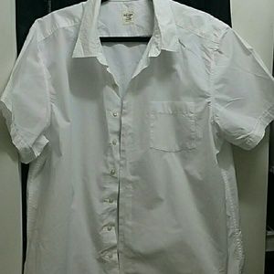Old Navy Men's white shirt
